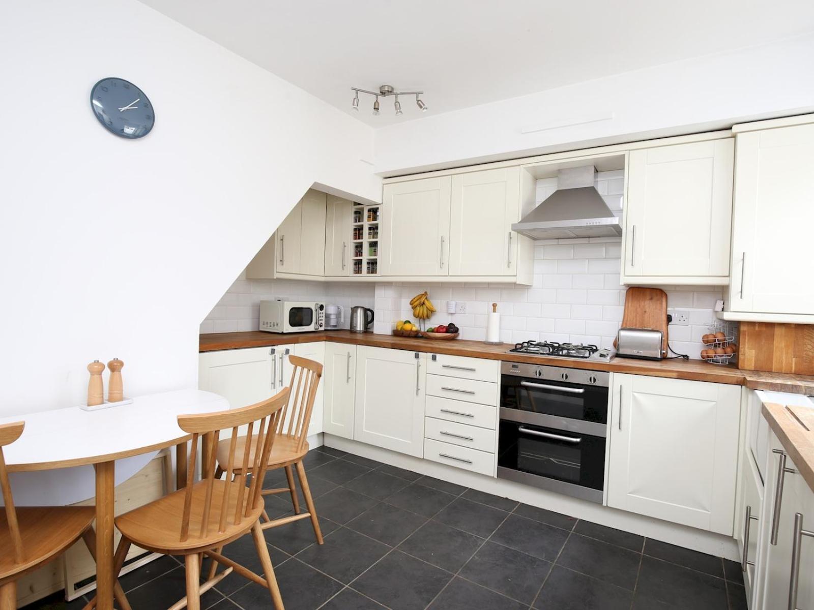 Вилла Sunny Victorian 2Br Townhouse Oxford Pass The Keys Экстерьер фото