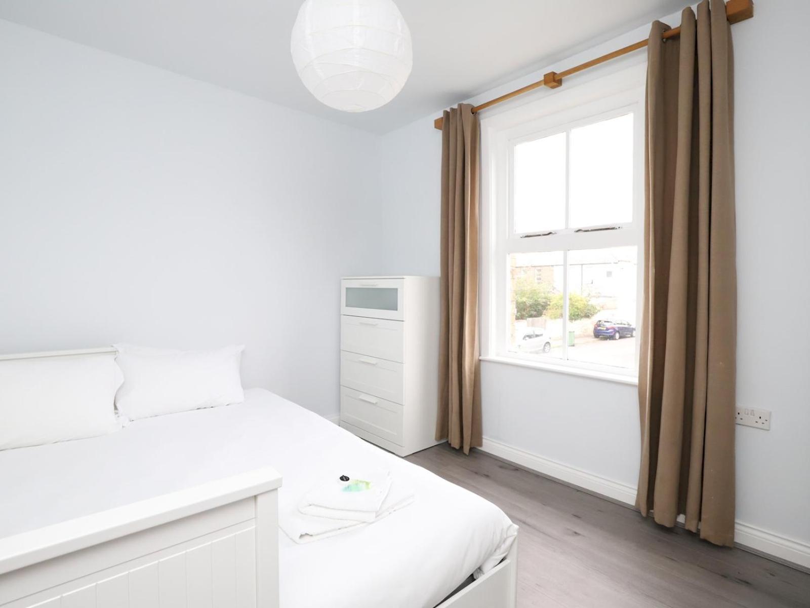 Вилла Sunny Victorian 2Br Townhouse Oxford Pass The Keys Экстерьер фото